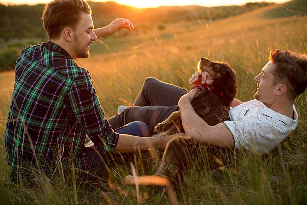Bridging the Divide: Hundreds of Russian Millionaire Gay Men Seeking Marriage with Estonian Men πππ€΅ββοΈπ€΅ββοΈππ