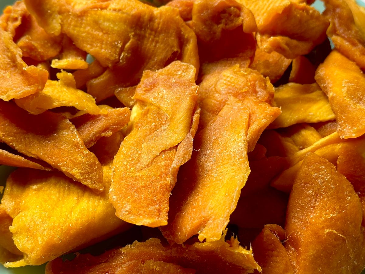 Vietnam's SunKissed Dried Mangoes A Tropical Delight!